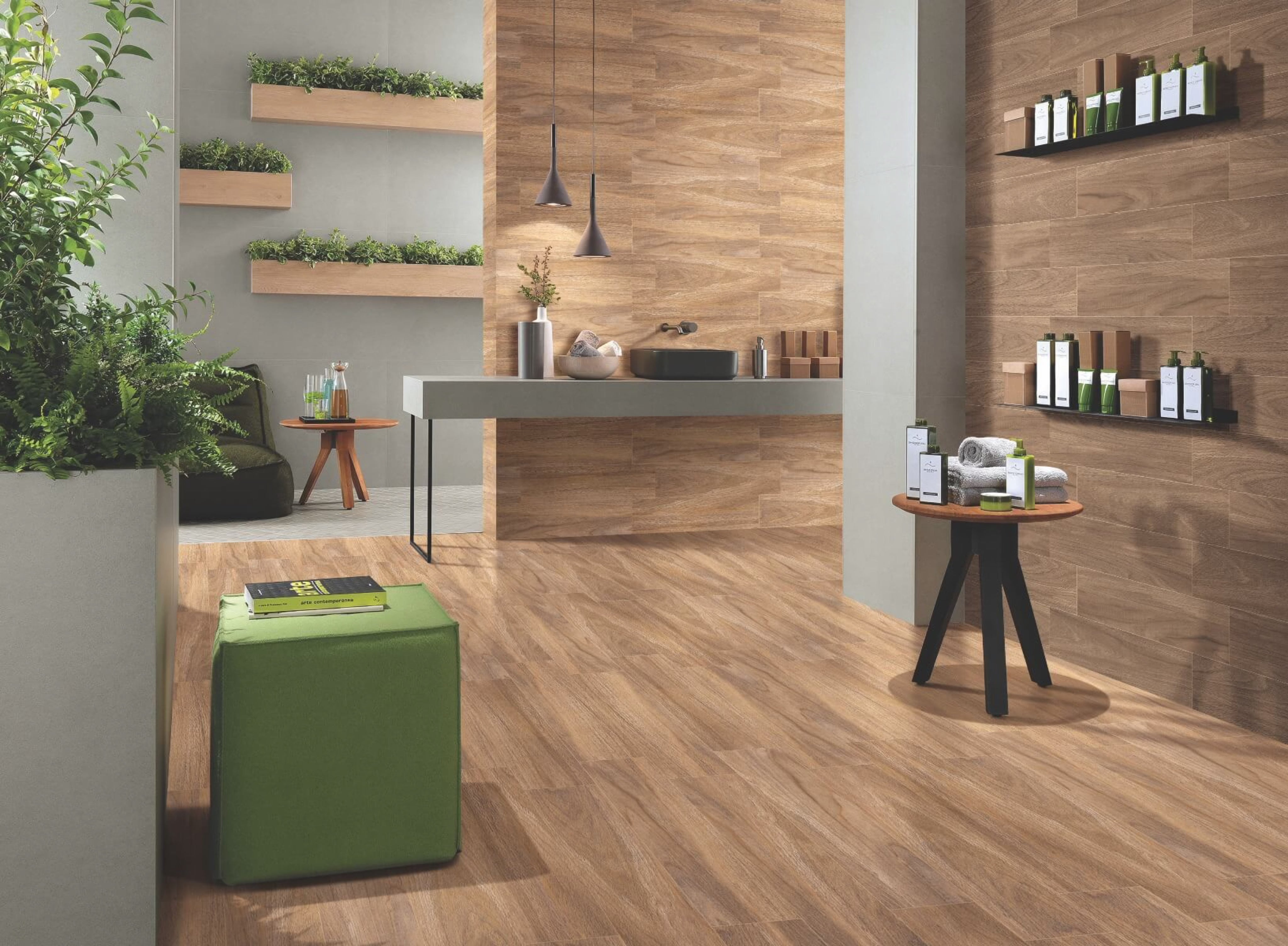 Porcelanato tipo madera Dune Oak 60×120 cm de BRENETI, con acabado mate y vetas naturales que evocan la calidez de la madera original.